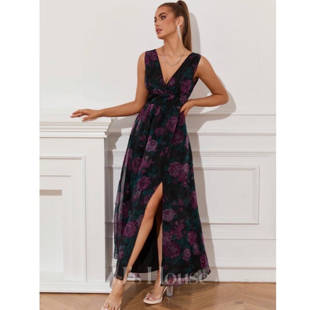NEW! JJs House Floral V-Neck Maxi Dress Size S NWT